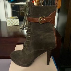 Guess brown heeled booties